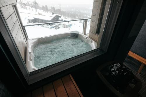 Kultakero Northern Sky Hotel in Rovaniemi