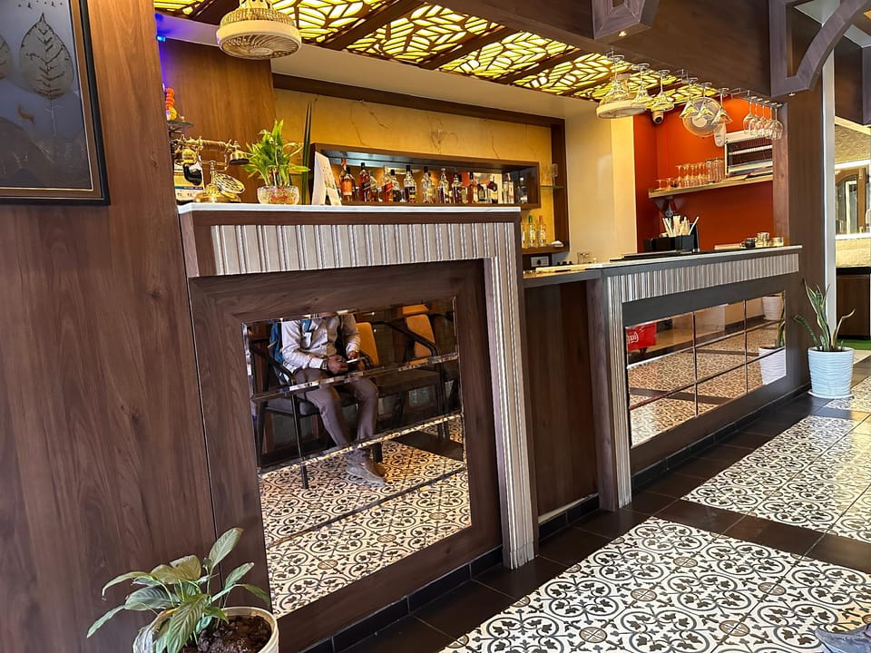 Bar/lounge
