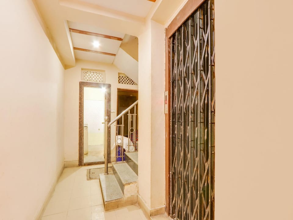 Hotel O Srinivasa Grand Hotel in Hyderabad