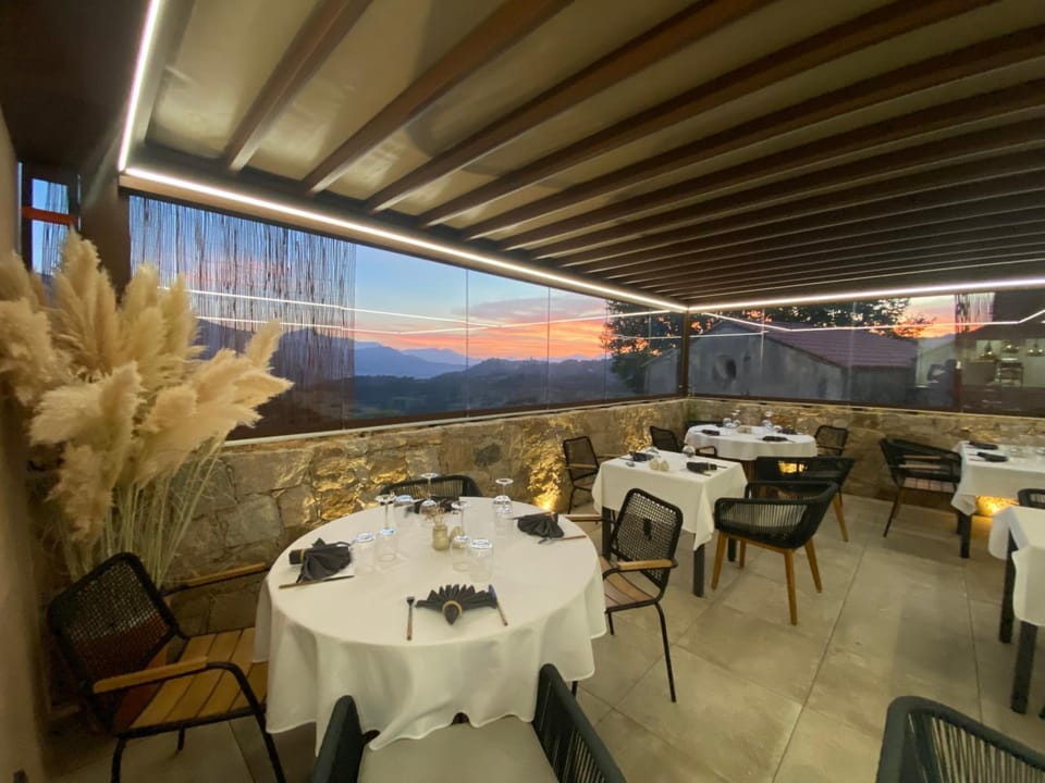 La Manufacture D'oriano LES NUITS AU VILLAGE Hotel in Corsica