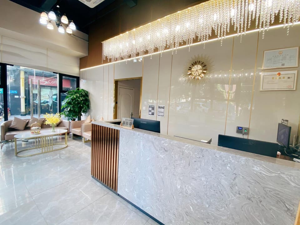 Serveyou International Apartment-Free Airport Pickup & Free Canton Fair Shuttle Bus Hotel in Guangzhou