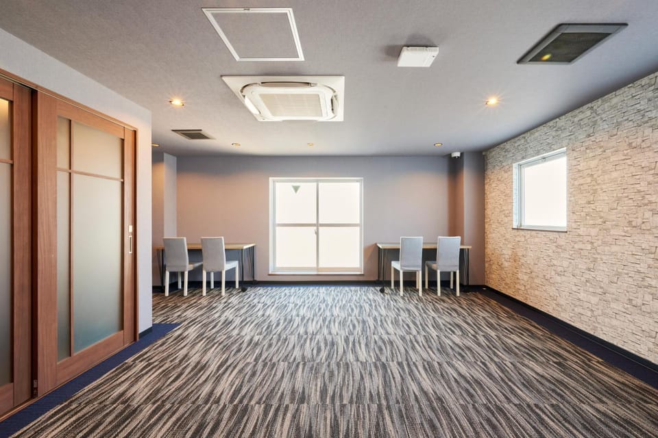 Continue Nijojo Kita Capsule hotel in Kyoto