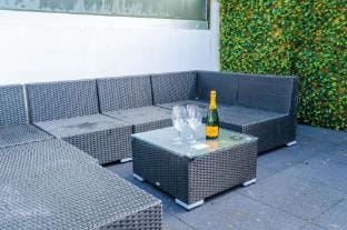 Luxurious Apartment Charlton Mews - 2 Bed - Tenby Hotel in Wales