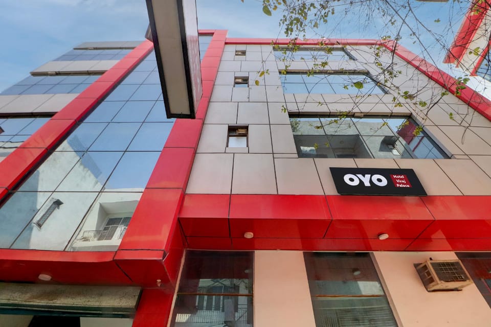 Hotel O Viraj Palace Hotel in New Delhi