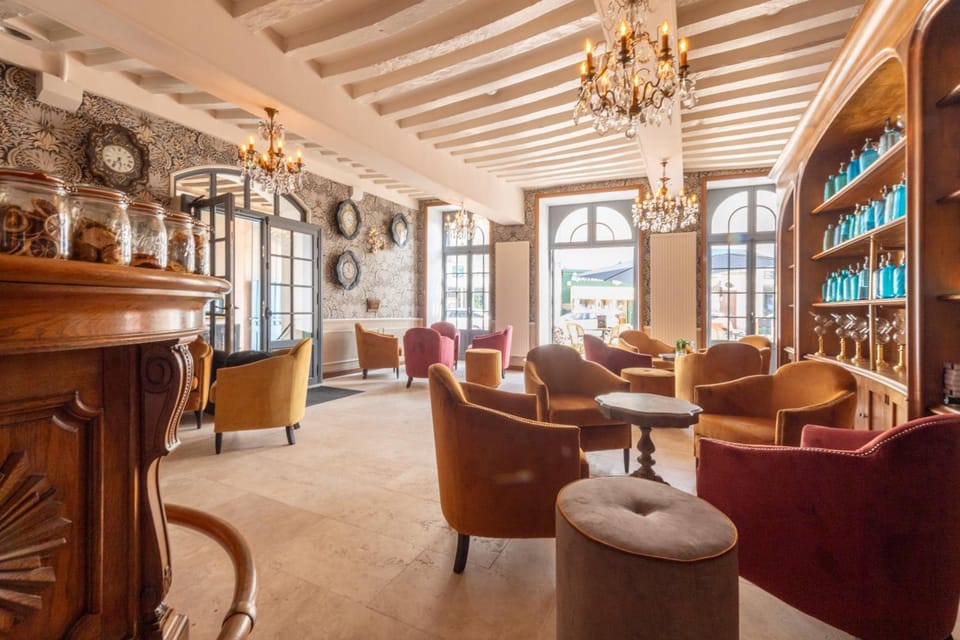 Bar/lounge
