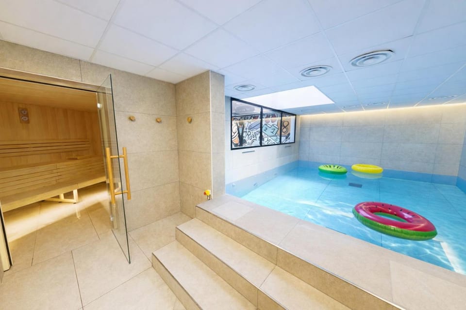 Hife Paris Issy Porte de Versailles Hotel in Issy-les-Moulineaux