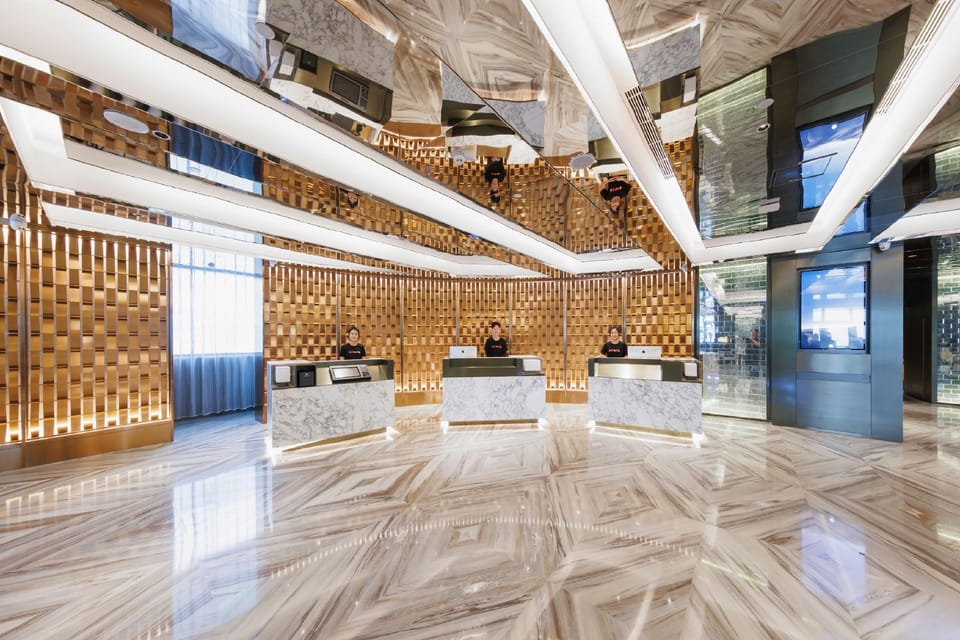 Atour Hotel Shenzhen Futian Huaqiangbei Pedestrian Street Hotel in Hong Kong