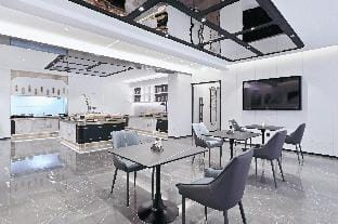 Atour X Hotel Tianjin West Railway Station South Square Hotel in Tianjin