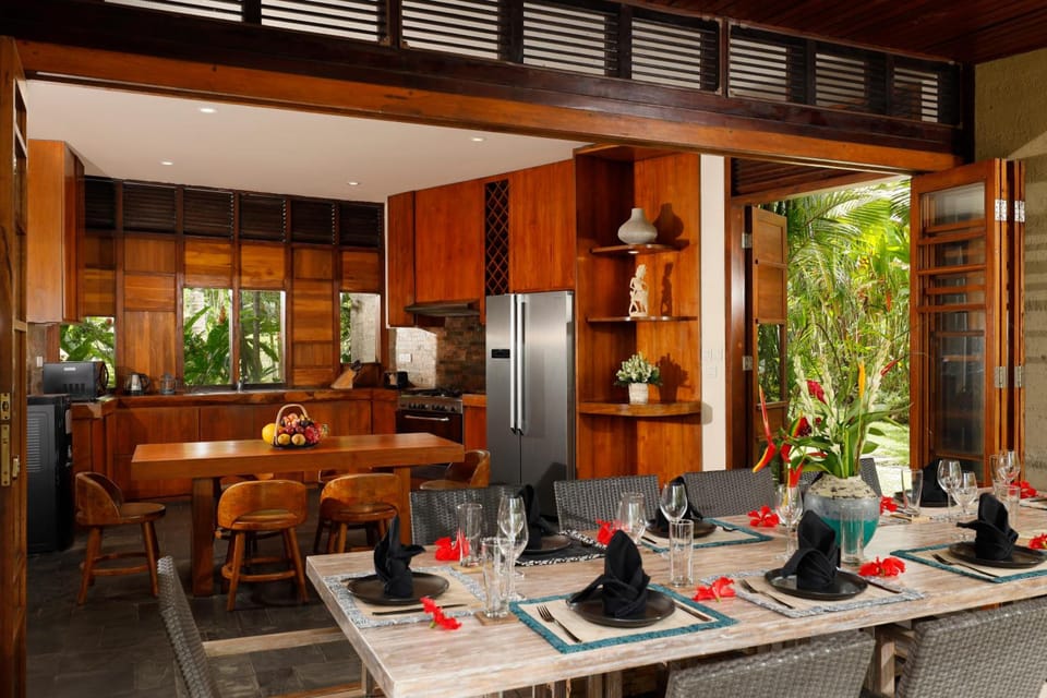 The Cove Villa Tabanan by Nakula Hotel in West Selemadeg