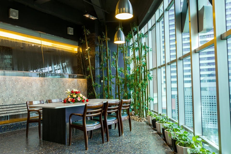 ICE  FLOWER  HOTEL 冰花酒店（广州天河体育中心林和西地铁站店） Hotel in Guangzhou