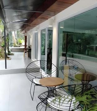 Nomads Hillside Maekampong Resort in Thailand