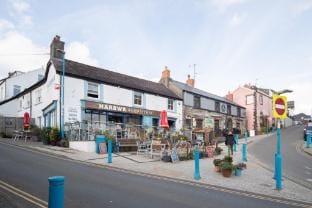 The Bay Apartment - Sea Views, Village Centre Hotel in Saundersfoot
