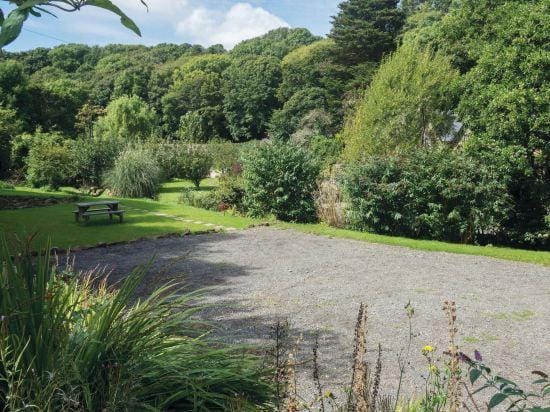 Teilo - 1 Bedroom - St Ishmael's Hotel in Marloes and St. Brides