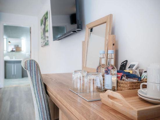 Suite 3 - Sleeping Giant Hotel - PEN Y CAE Inn Hotel in Wales
