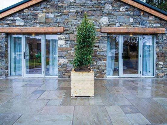 Suite 12 - Sleeping Giant Hotel - PEN Y CAE Inn Hotel in Wales