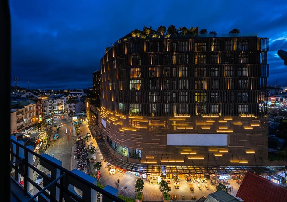 Nature Hotel - Win Happy Hotel in Dalat