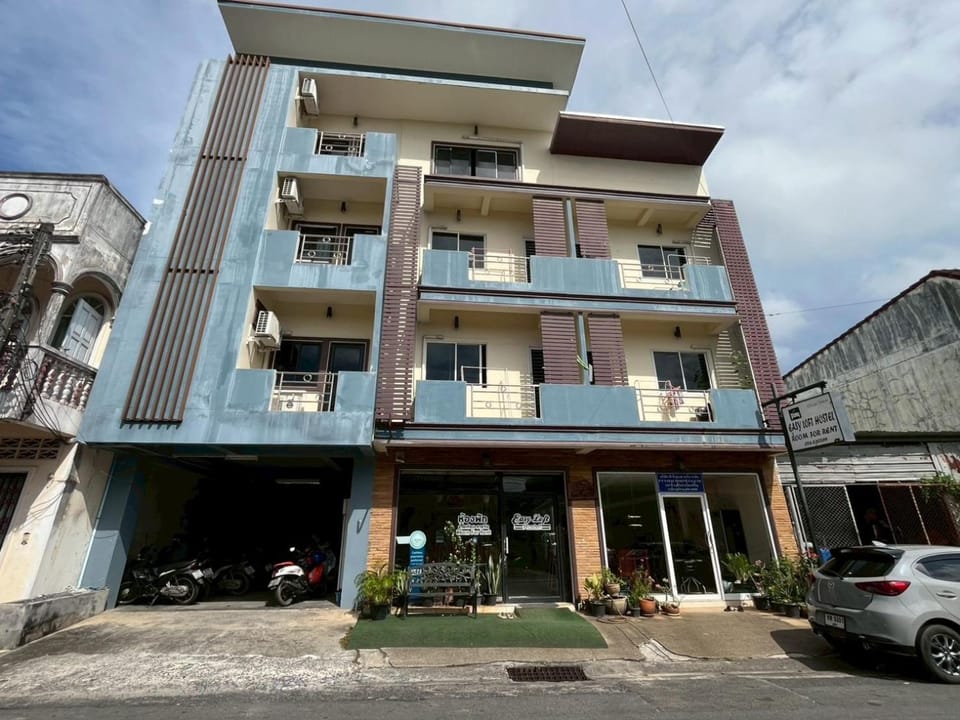 Easy Loft Hostel Hostel in Wichit