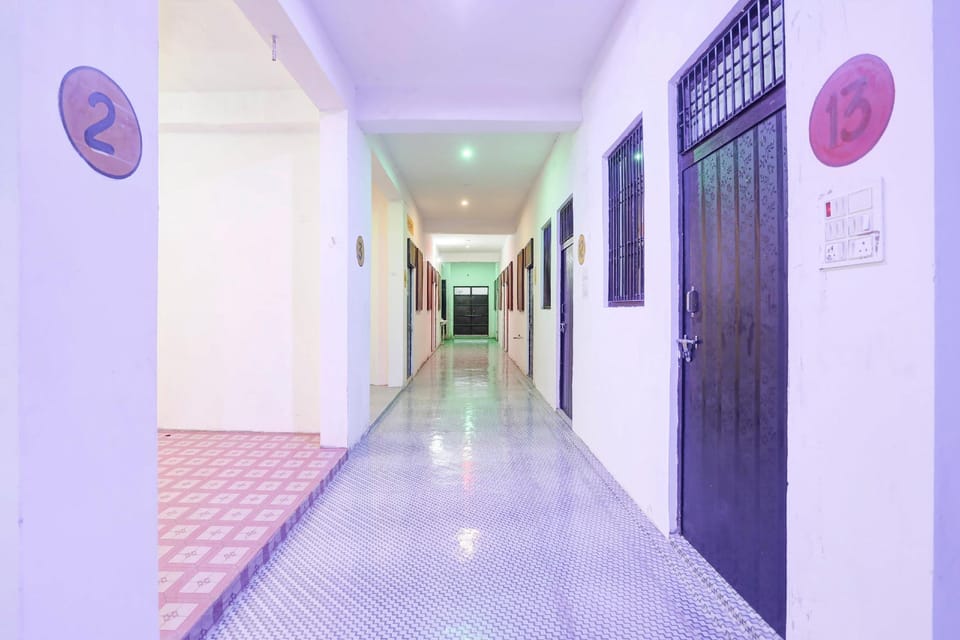 Hotel O D.K. PALACE HOTEL & ROOMS Hotel in Uttar Pradesh