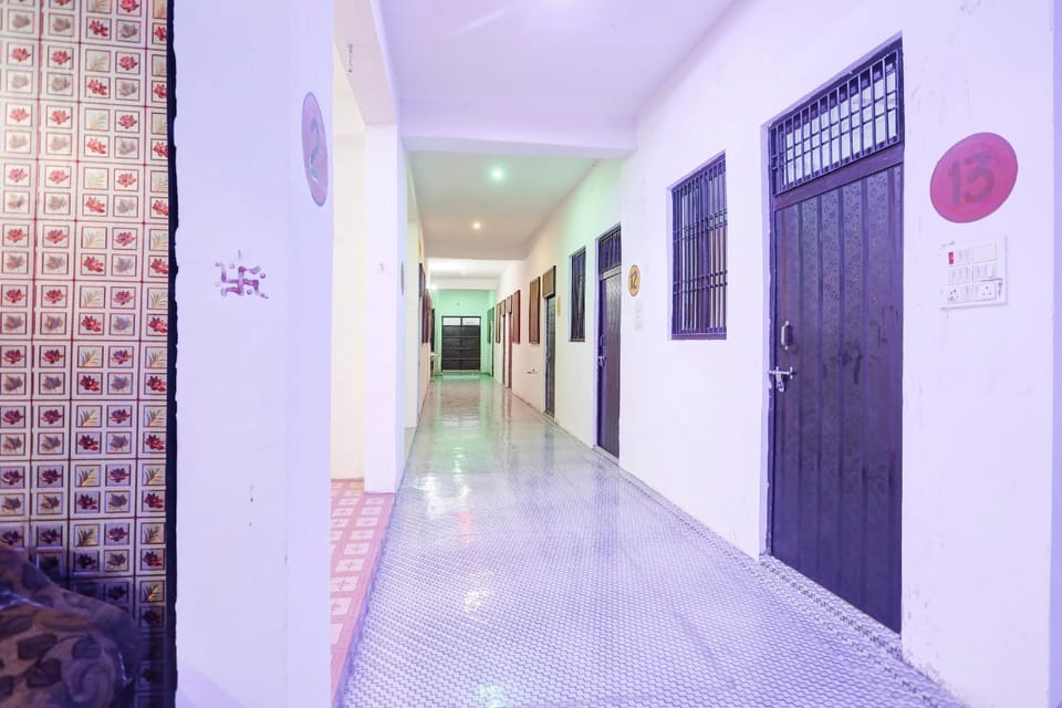Hotel O D.K. PALACE HOTEL & ROOMS Hotel in Uttar Pradesh