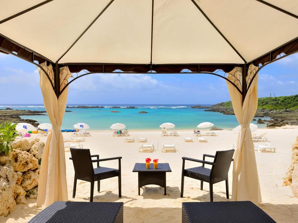 Hotel Shigira Mirage Beach Front Hotel in Okinawa Prefecture