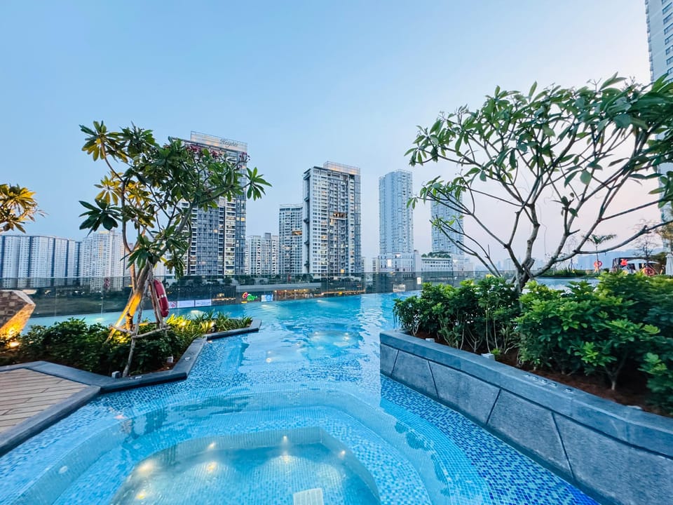 THE LUMIÈRE RIVERSIDE LUXURY SUITE Hotel in Ho Chi Minh City