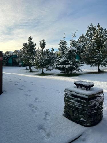 Original Glamping Pod with Hot Tub Hotel in Wales