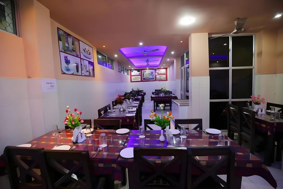 Hotel Pushpa Hotel in Puri