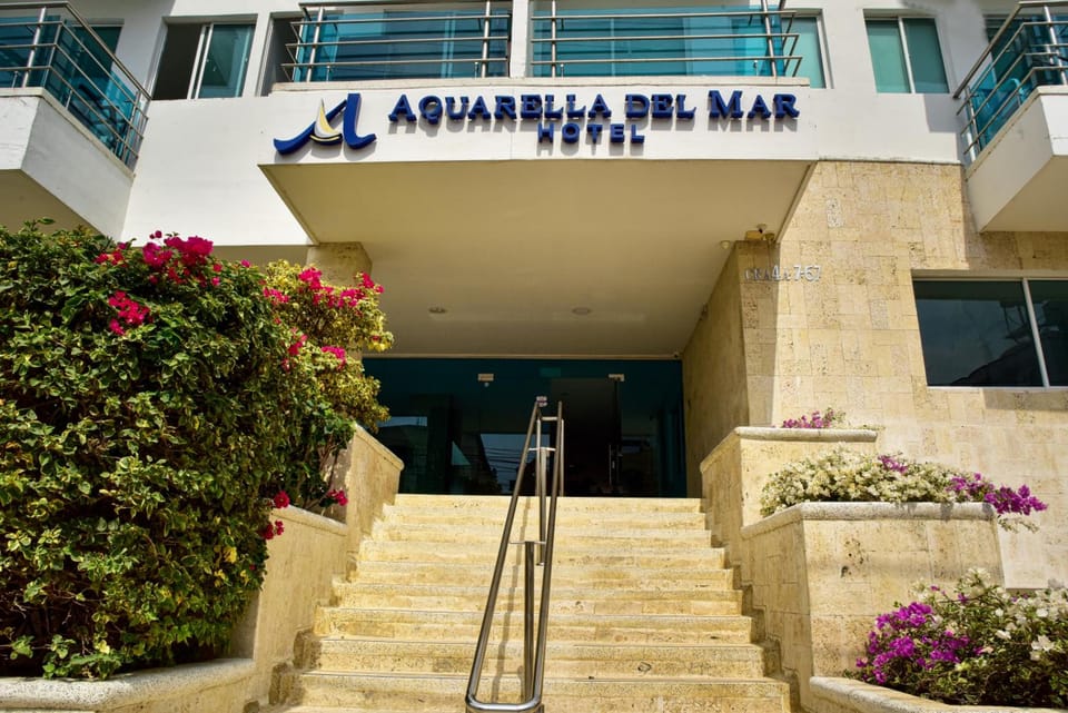 HOTEL AQUARELLA DEL MAR Hotel in Gaira
