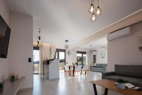 New Modern Villas with Private Pools and Walking distance to Beach Hotel in Panormos in Rethymno