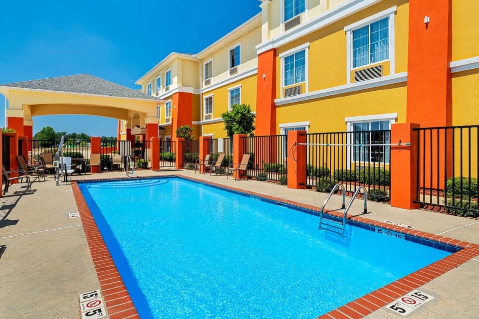 Best Western Plus Magee Inn and Suites Hotel in Mississippi