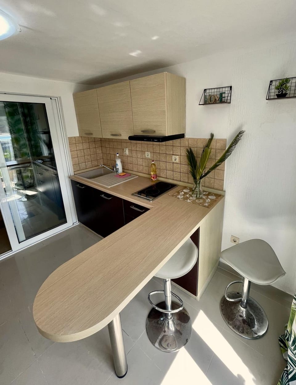 Family House with pool & sea view Apartment hotel in Kotor Municipality