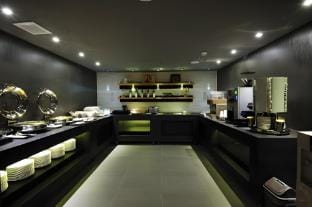 Forward Suites II Inn in Taipei City