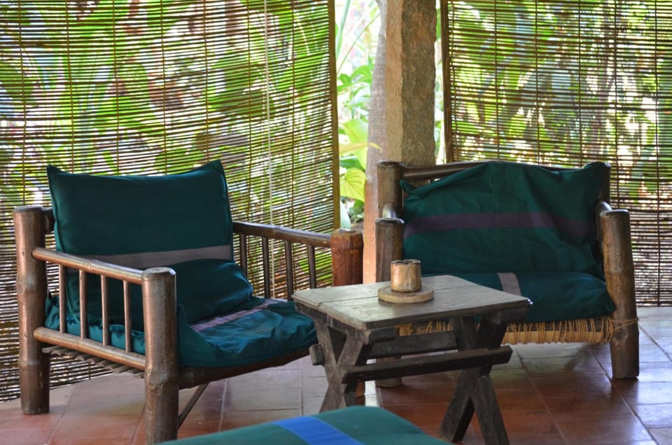 Bhakti Kutir Huts Hostel in Canacona