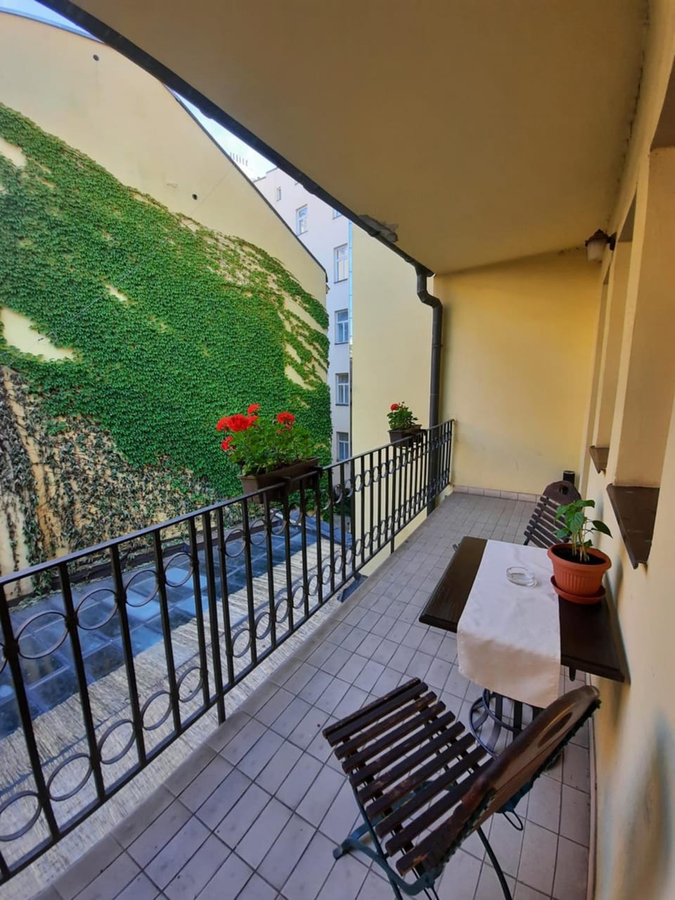 Balcony/terrace