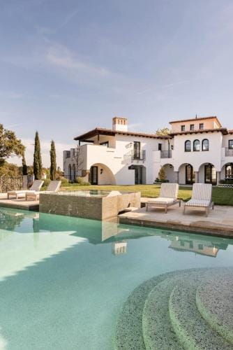 Exquisite luxury executive cottages Hotel in Woodside