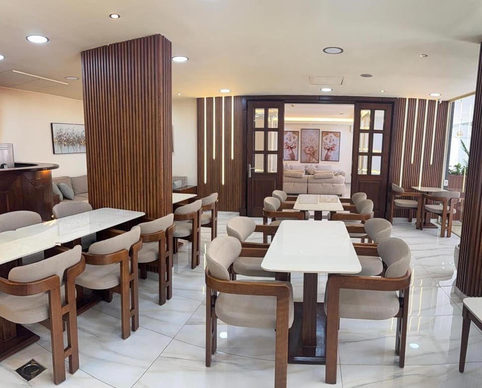 Elysee Residence Hotel in Africa