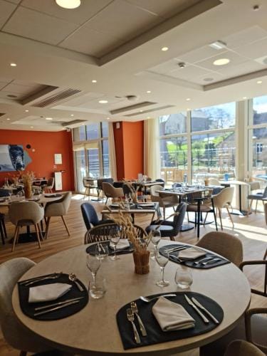 Residence Services Seniors - Domitys Les Jardins d'Ahna Hotel in Brittany