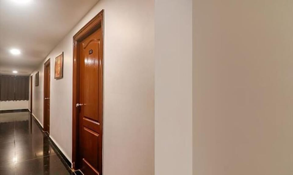 FabHotel Frenotel - Madhapur Hotel in Hyderabad