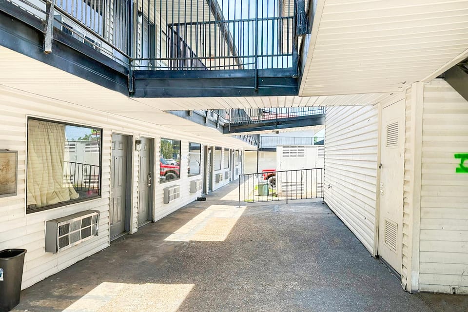 Luxury Inn By OYO Albany Hotel in Albany