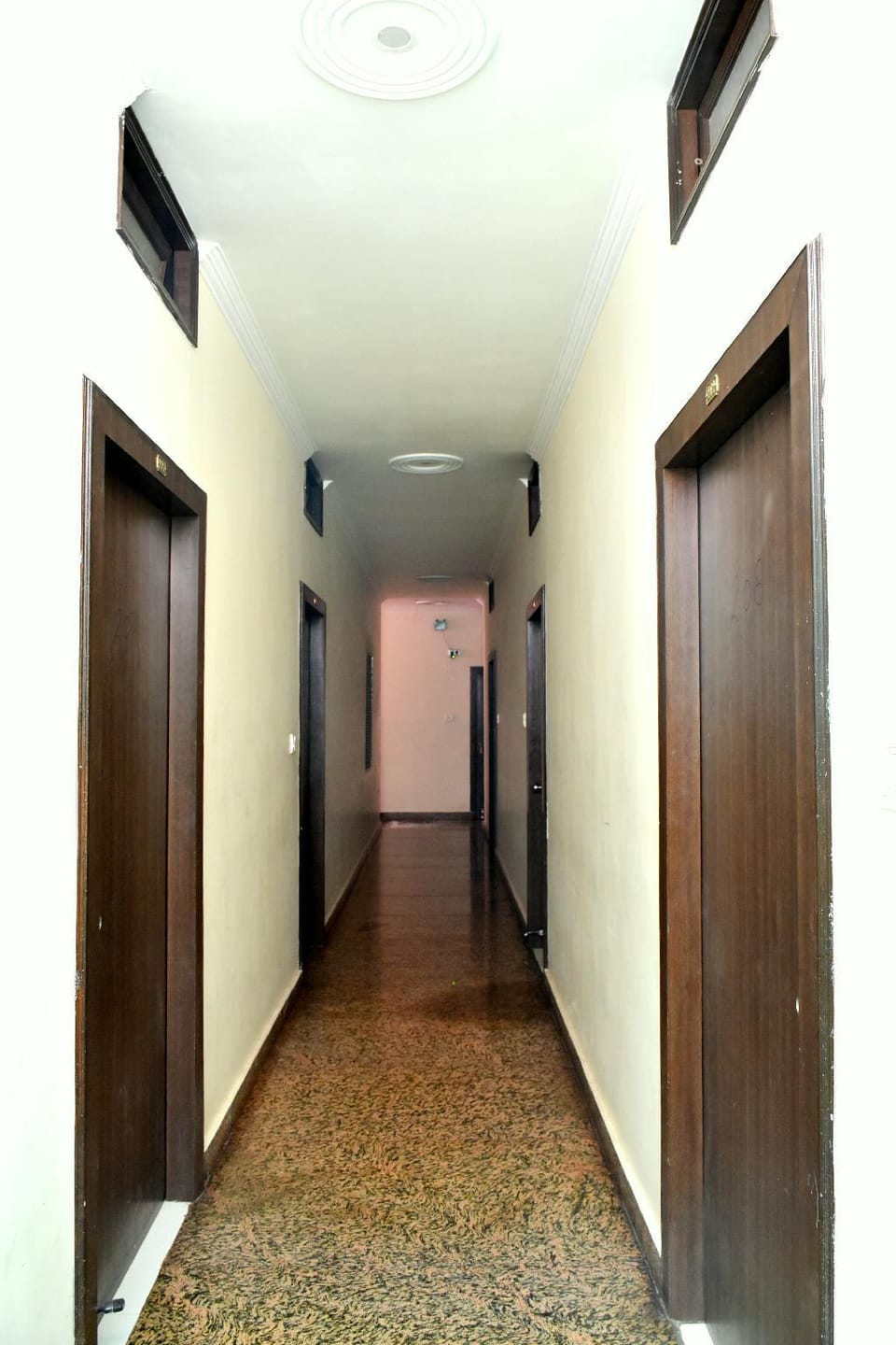 Hotel Arya Hotel in Varanasi