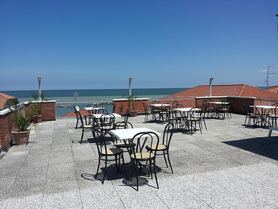 HOTEL JOLANDA Hotel in Bellaria - Igea Marina
