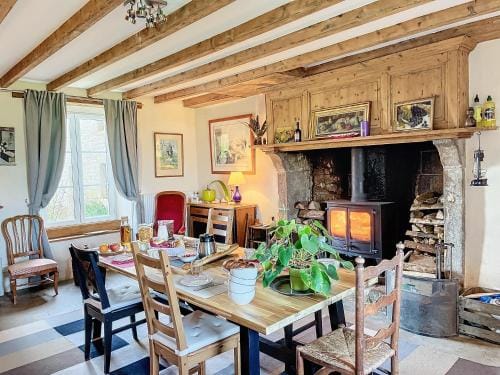 LA FERME DE NEHOU Hotel in Normandy