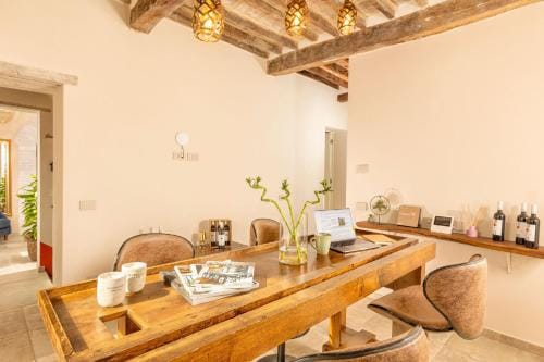 Palazzo Falcinelli Luxury Room in Montepulciano Center with Air Conditioning and Elevator Hotel in Montepulciano