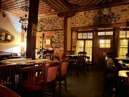 Aristotelous Alexandrou Historic Inn Hotel in Halkidiki