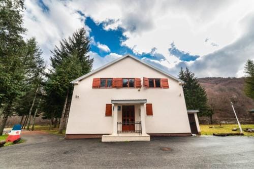 Hostel Mojan Hostel in Montenegro