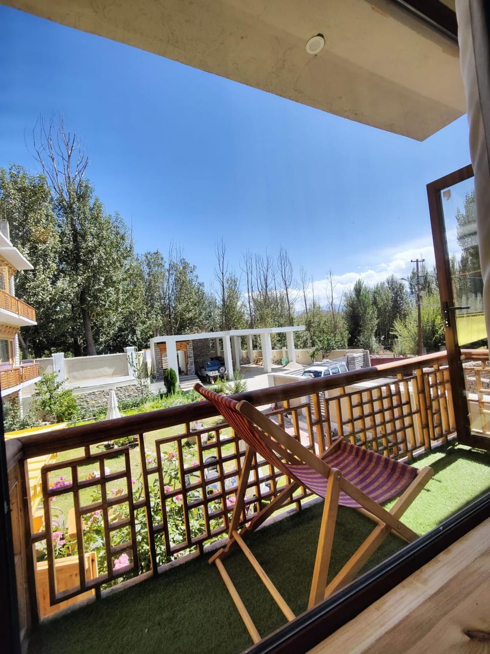 Hotel Yarab Tso Hotel in India
