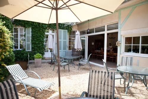 Domaine VIOLOT-GUILLEMARD Hotel in Beaune