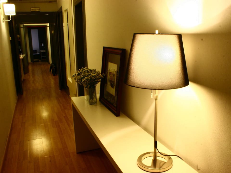 Hostal El Ninot Hostel in Barcelona