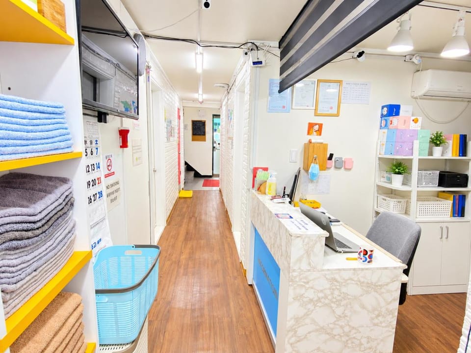 Aroha Guesthouse Seoul Station Hostel in Seoul
