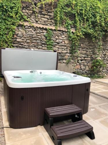 The Barn in The Courtyard, 3 - Bed, Sleeps 5, Pets Welcome Hotel in England